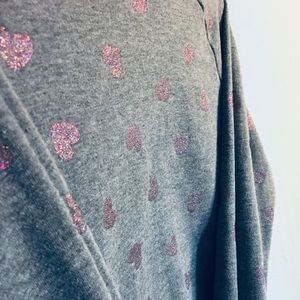 grey Long sleeve shirt